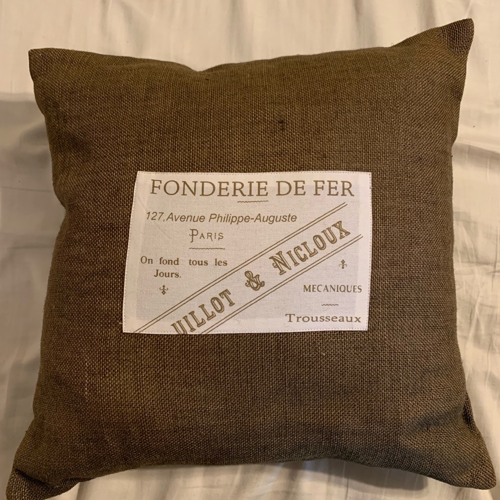 French motif burlap accent pillow cover-18” square (C)